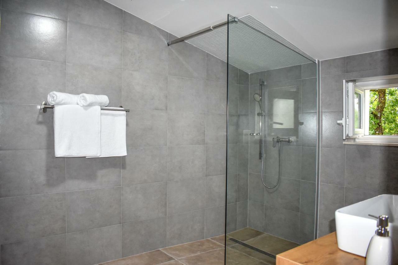Bonaventura - Countryside Villa Near Split With Private Pool Neoric エクステリア 写真