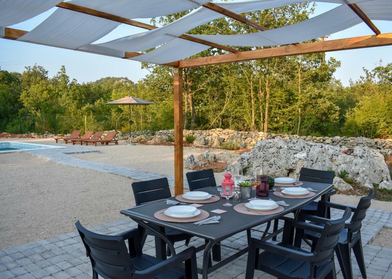 Bonaventura - Countryside Villa Near Split With Private Pool Neoric エクステリア 写真